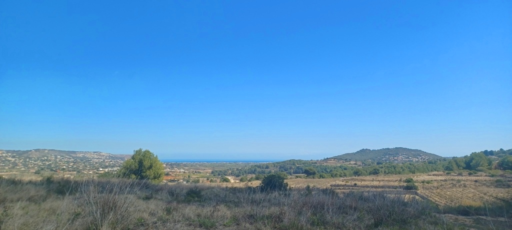 SE VENDE TERRENO CON PANORAMICAS VISTAS AL MAR 12.018m2