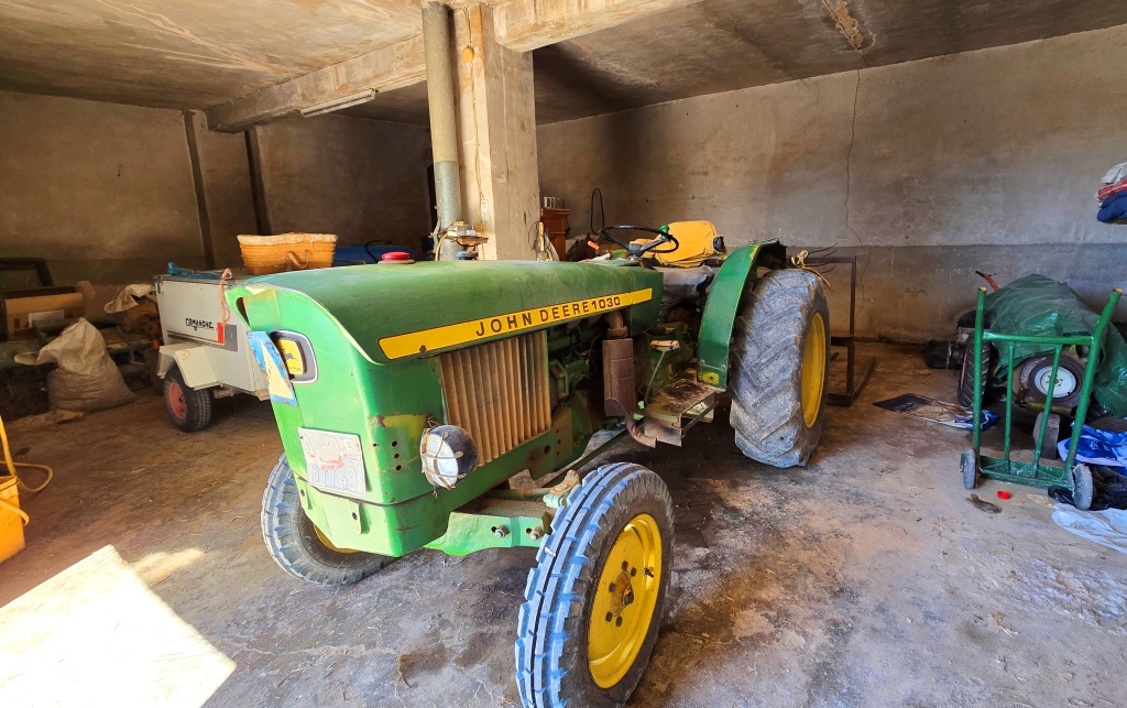 Se vende amplia finca rustica en Jijona