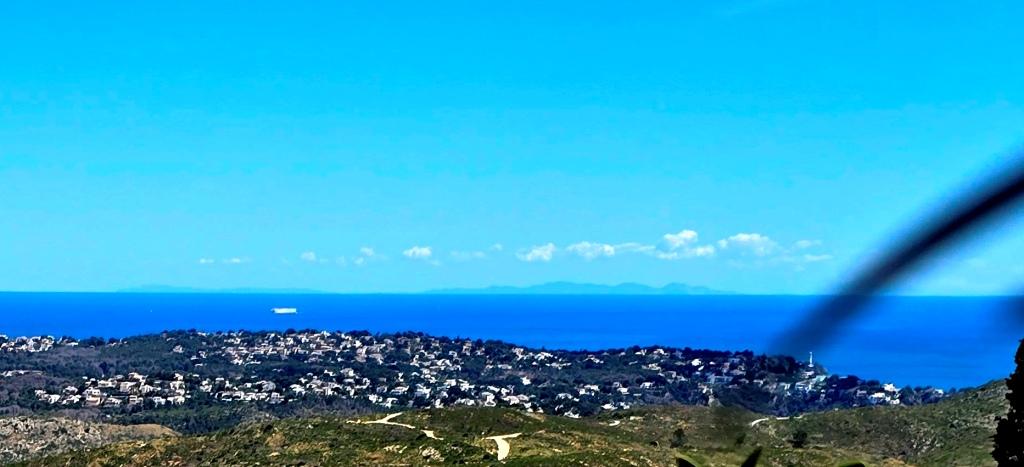 NEUE LUXUSVILLA ZUM VERKAUF mit herrlichem Blick auf das Meer und Ibiza